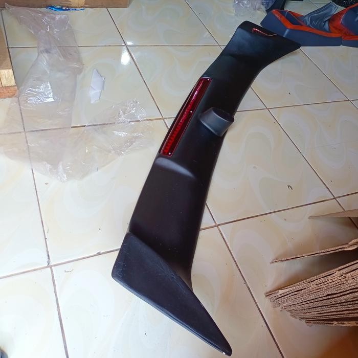Gercep Spoiler Mitsubishi Galant Hiu Galant Lele Dengan Lampu