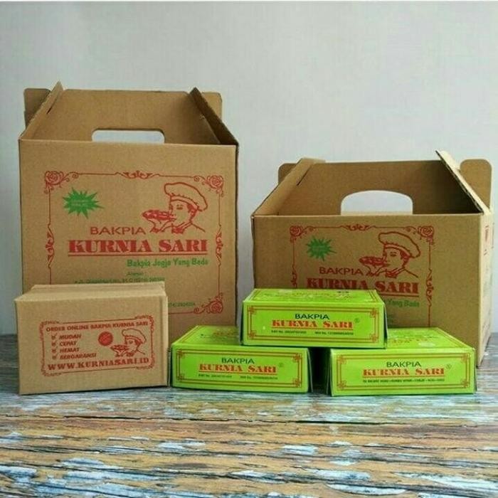 

Bakpia Kurnia Sari isi 15 best seller