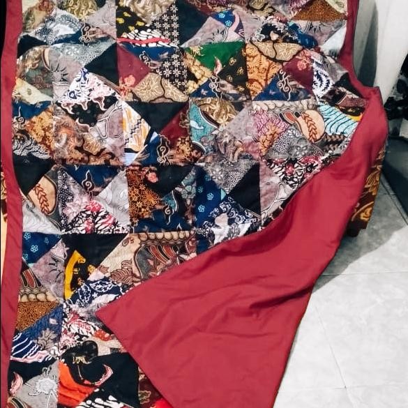 Selimut Perca Batik Kombinasi Kain Katun Polos 120X200