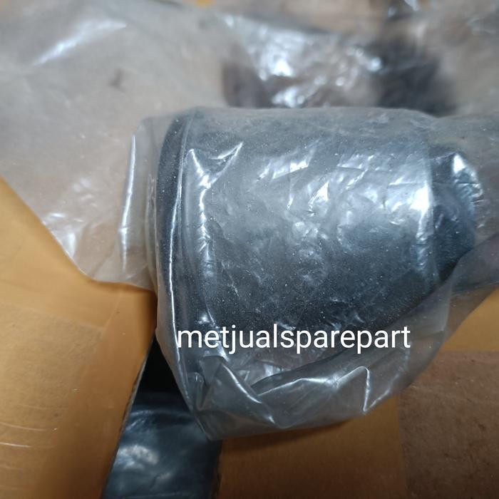 Berkualitas Karet Bushing Arm Bawah Isuzu Dmax 2012-087