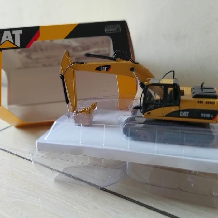MINIATUR DIECAST EXCAVATOR CAT