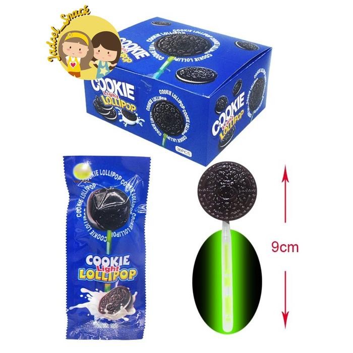 

MARI MILIKI- PERMEN OOREO COOKIE LIGHT LOLIPOP 30 X 10 GR PERMEN NYALA PERMEN LAMPU BY JADOEL_SNACK