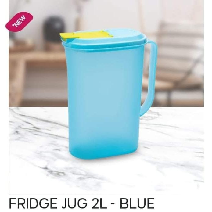teko Tupperware//pitcher//fridge jug