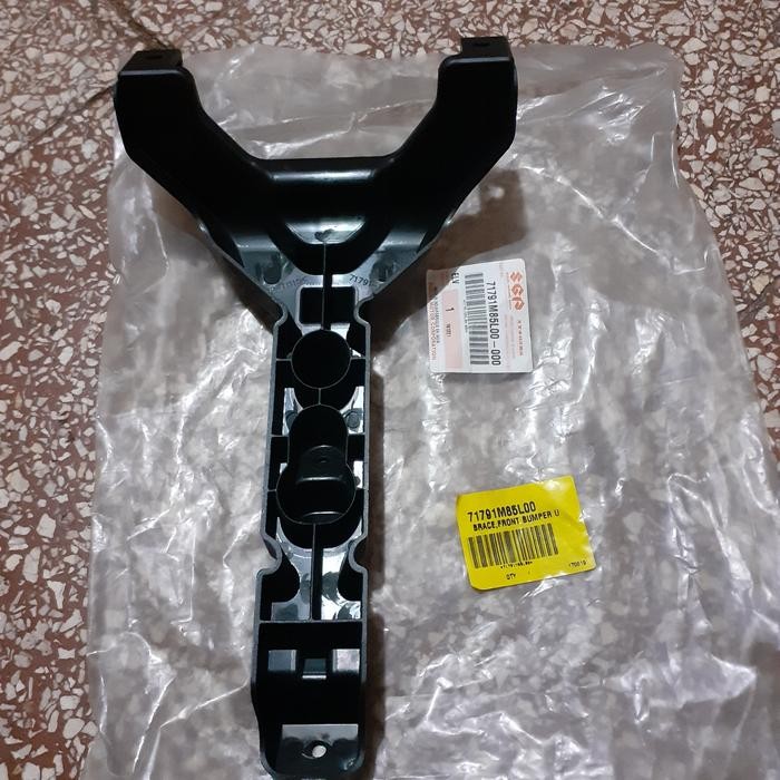Breket Grill Bemper Depan Suzuki New Splash Kode 019