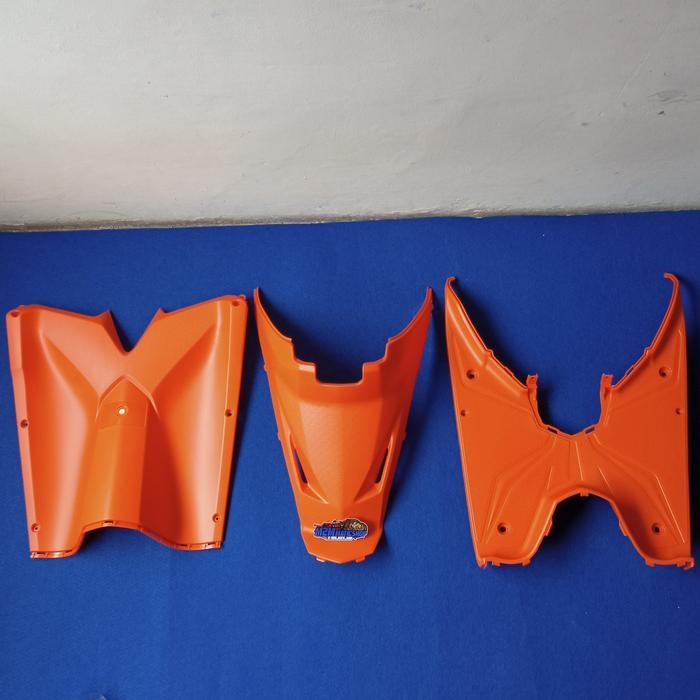 Inner Body Kasar Vario 125 Old Bohlam Orange & Grey Original Thailand