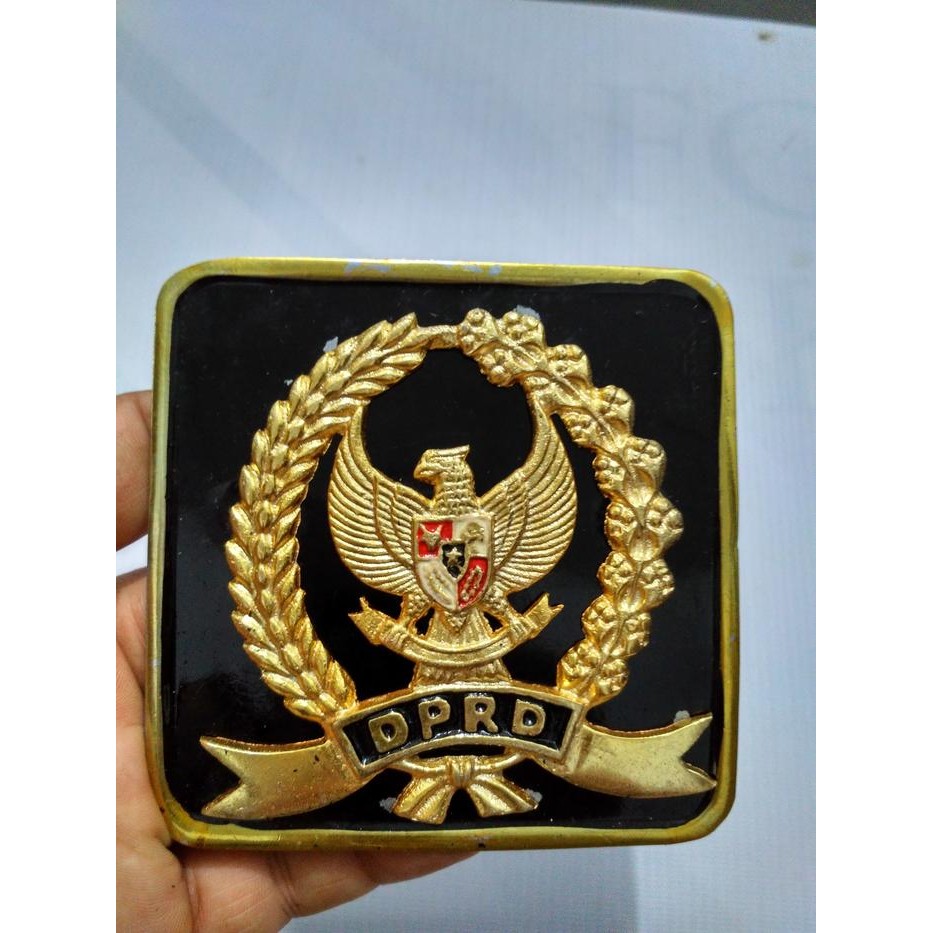 peneng plat DPRD / emblem plat mobil