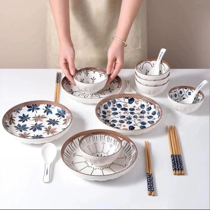 

Parcel Ramadan Hampers Lebaran Idul Fitri Eid Mubarak 2025 Complete Table Ware Dining Set