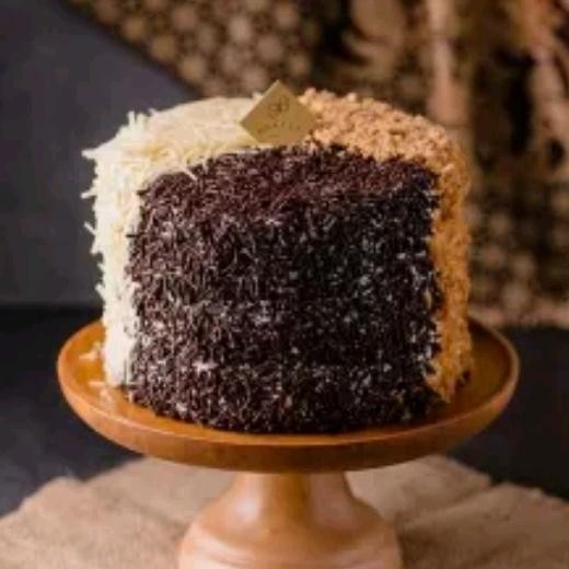 

Martabak Birthday Cake / Kue Ulang Tahun Unik / Wisuda