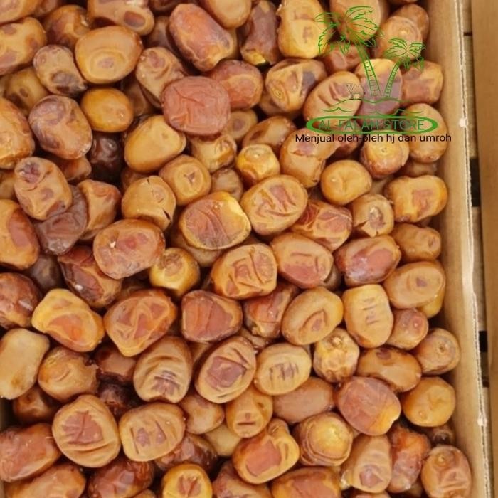 

Glx kurna sukari premium / kurma sukari 3kg / Kurma Sukari Basah