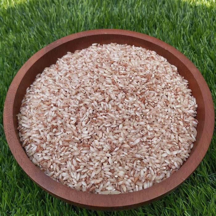 

Beras Merah Sosoh Organik Fresh langsung dari Petani 1kg vacuum Fresh langsung dari petani beras