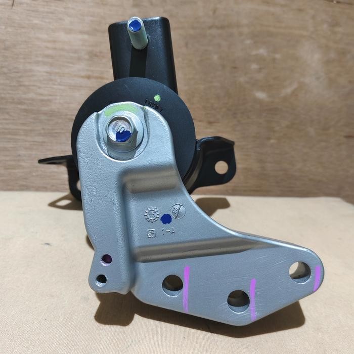 Engine Mounting Kanan New Ertiga 2015-2017
