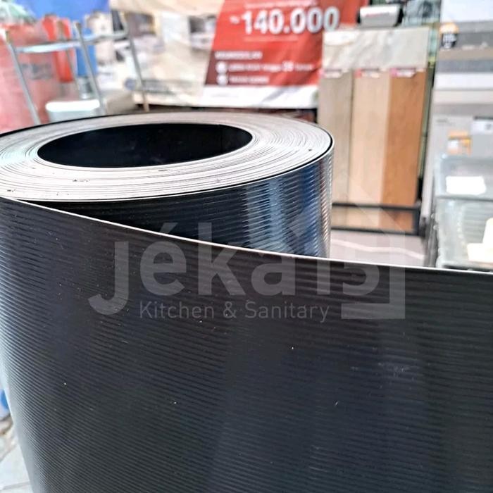 Fiber Pagar Tebal Motif Garis Minimalis Hitam & Clear Pagar