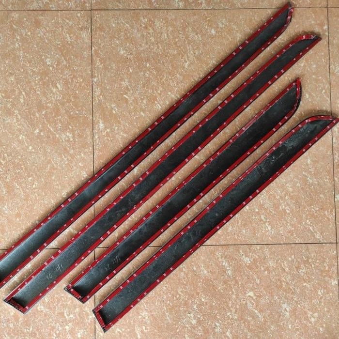 Lis Dy Di Samping Mobil Toyota All / Xenia / Veloz 2012 Sampai 2021 2020 2019 2018 2017 2016 2015