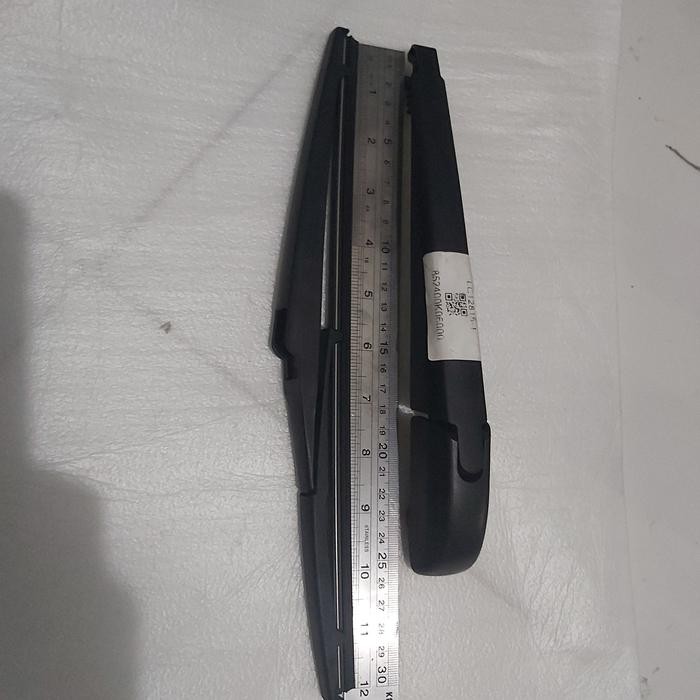 Tangkai Wiper/Arm Wiper Belakang Innova Reborn Original