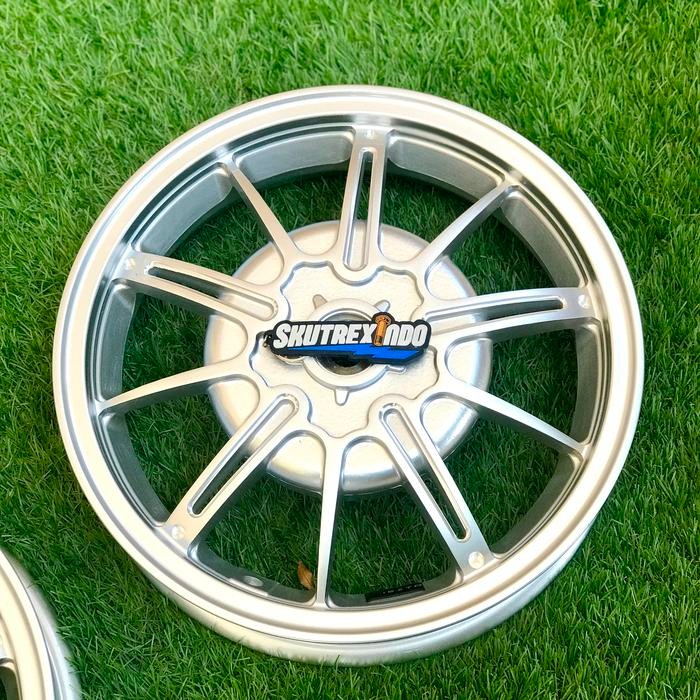 Velg CNC Riezto Model Drag Silver Vespa Sprint Prima LX S
