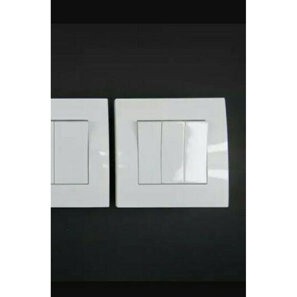 SAKLAR TRIPLE VIVACE Minimalis