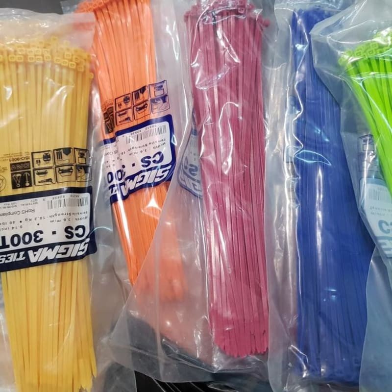 

TIES WARNA SIGMA CS 300T uk 30 cm x 3.6 mm per pack 100 pcs