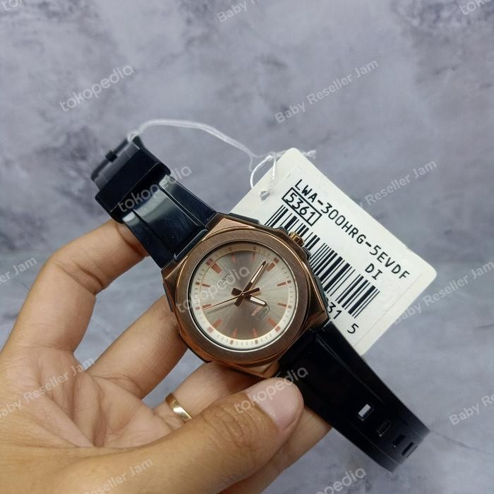 Casio Analog LWA-300HRG-5EVDF Casio LWA300HRG-5E Original & Garansi