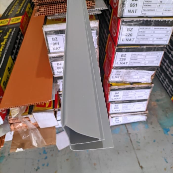 lis dinding plafon pvc polos besar 6 cm