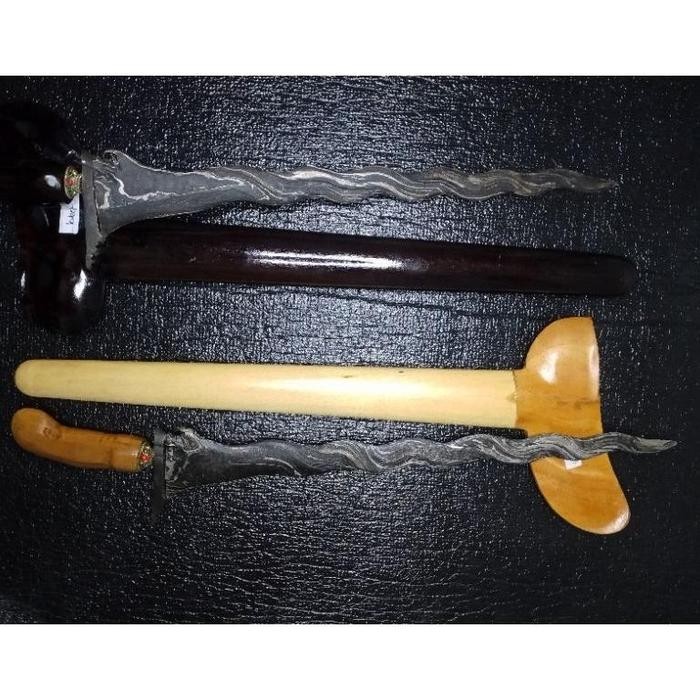 Pusaka Keris Asli dan Terbaik