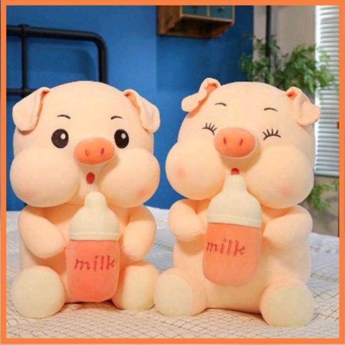 Boneka Babi Pakai Dot Lucu