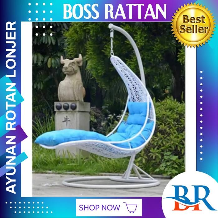 Ayunan Kursi Gantung Rotan Sintetis Model Lonjer Santai Malas Teras