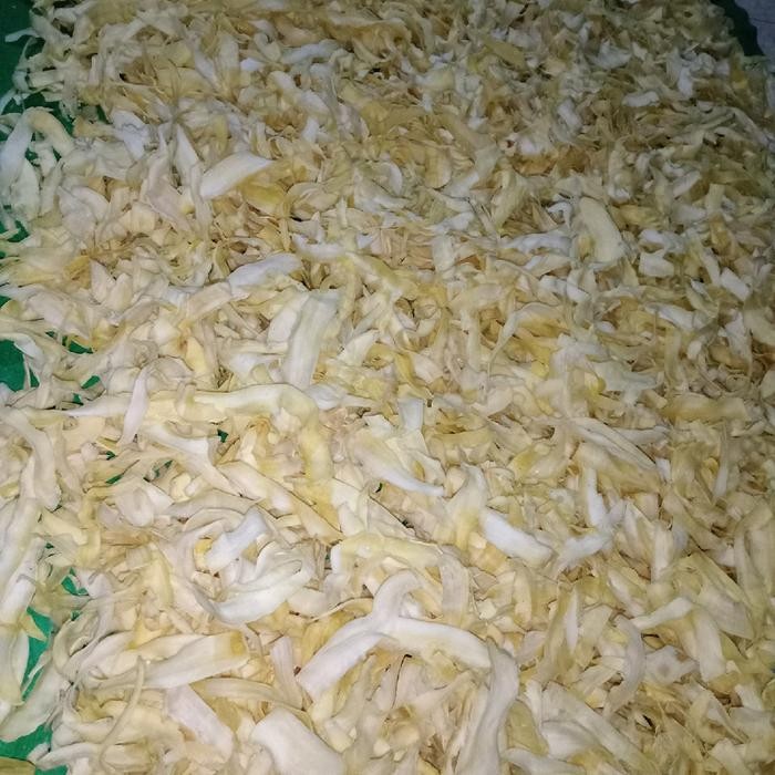 

Sedia KRIPIK SINGKONG MENTAH BELUM MATANG BERAT 1KG SINGKONG LANGSUNG DI GORENG Bebas gula keripik