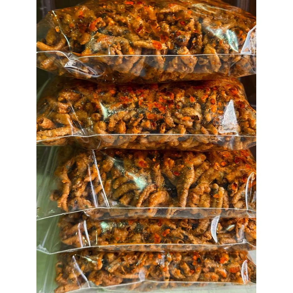 

Sedia Kripik usus ayam crispy Usus Snack Viral 1kg keripik jaya makmur 2 doyok snack