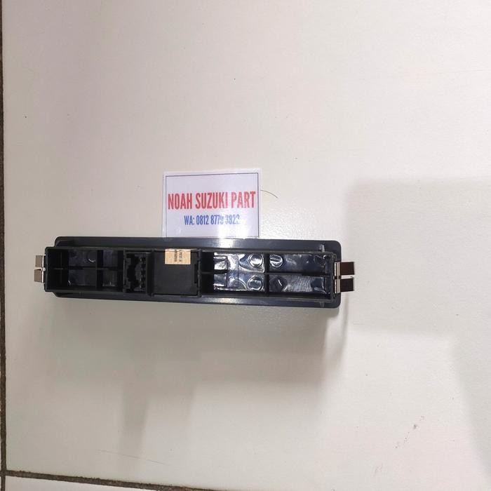Tombol Power Window Suzuki Vitara Escudo Sidekick-Depan Kiri