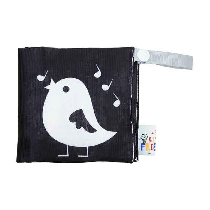 

SOFT BOOK MONOCHROME ALPHABET LFS1051