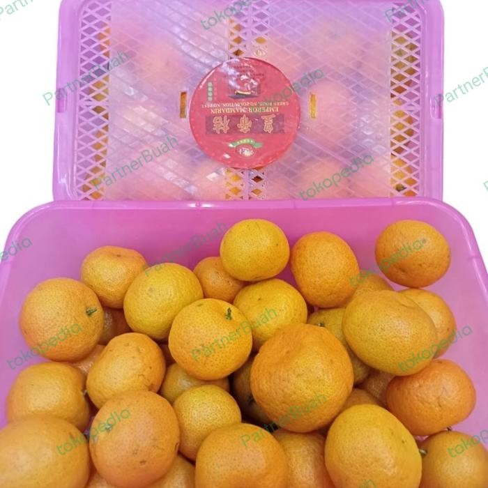 

Jeruk Shantang Birma Sweet Berat 2 kg / Keranjang