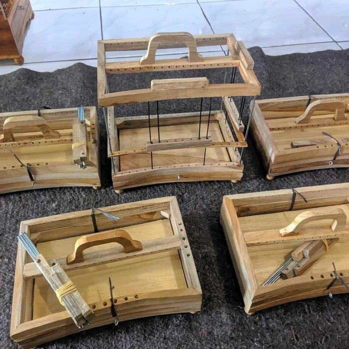 Sangkar Untulan Burung Kecil Mentahan/Belum Dirakit Sangkar Jalan-jalan Ambrukan