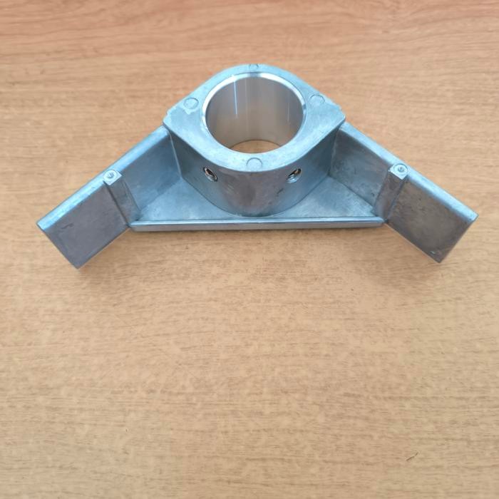 Fitting Shelf Knock Down Meja Konektor Knock Down Meja 1.5 inch