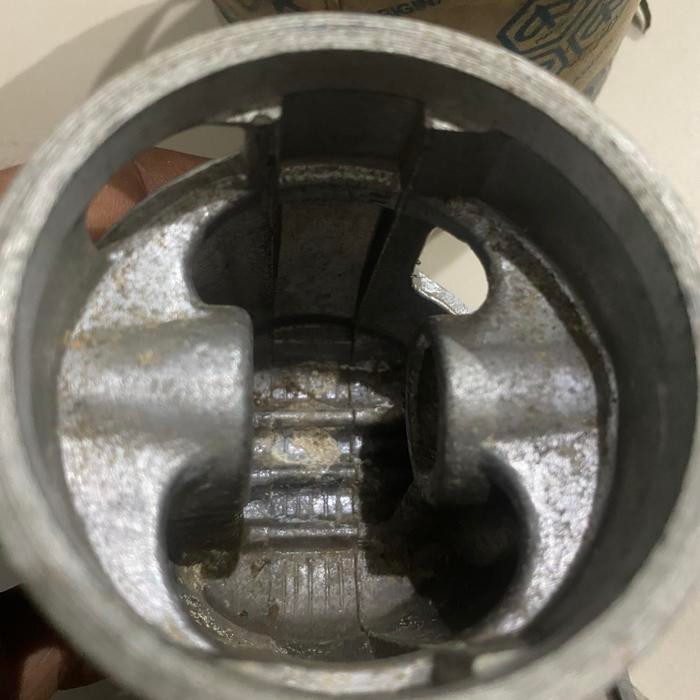 seher / seker / piston vespa spartan / excel 200 orinal piaggio 3M masih ready