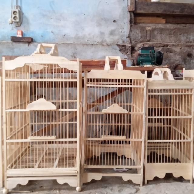kandang burung kayu kotak