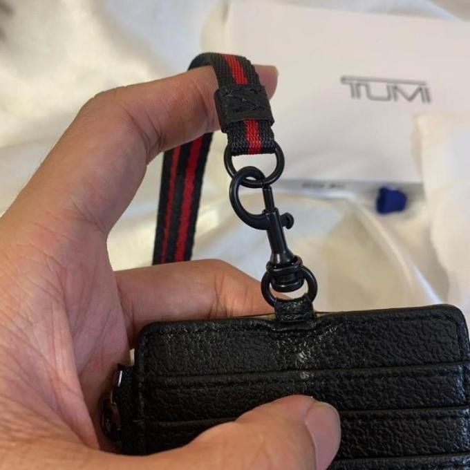 

GANTUNGAN TUMI & COACH LANYARD