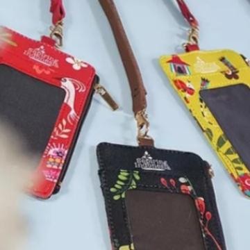 

Ready- Id Card Holder Sepiring Indonesia Lanyard Waterproof Fabric Leather