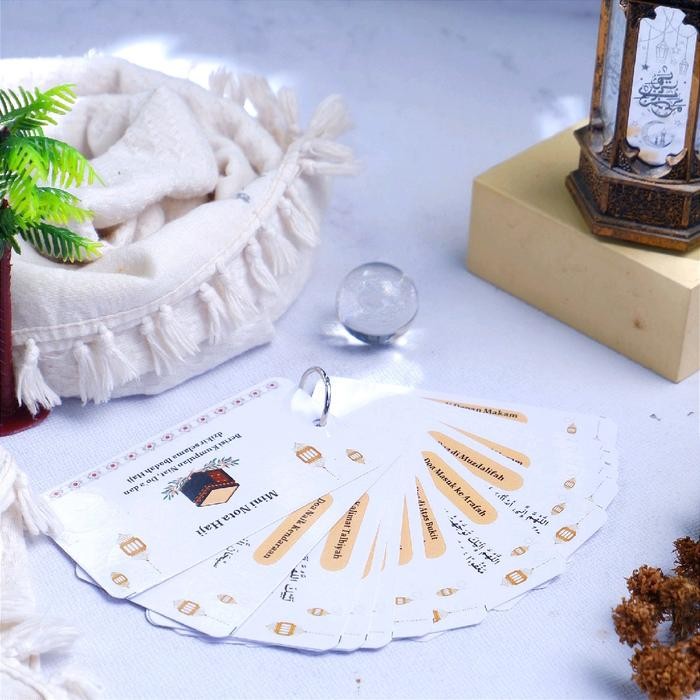 

Mini Nota Haji Kartu Berisi Doa niat dan dzikir selama Haji