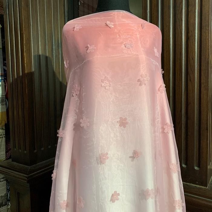 

Organza Bunga Timbul 50 by nafilatextile