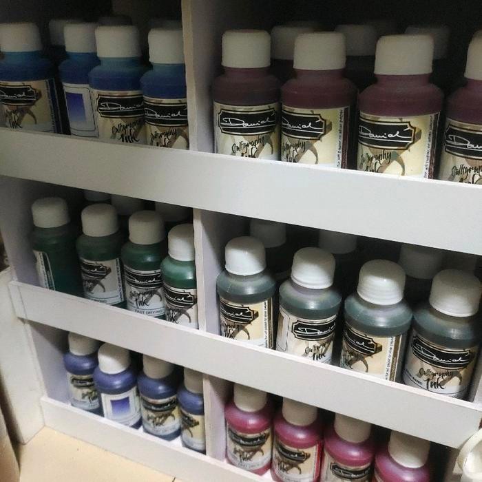 

Danial Tinta Kaligrafi Ungu 30 ml - Cepat Kering & Water Based - Kualitas Memuaskan - Stationery