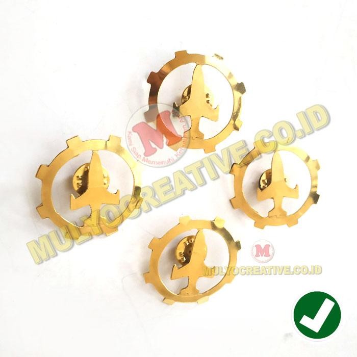 

Pin Kerah Pesawat Pin Kopsteken Pesawat Atribut Penerbangan Murah PREMIUM
