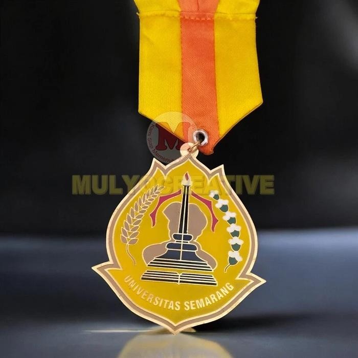 

Medali Universitas Semarang - Medali USM PREMIUM