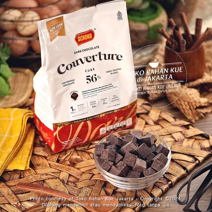 

NEW! SCHOKO CUBE 56% 250GR CHOCOLATE COUVERTURE COKLAT BAKING COKELAT DARK