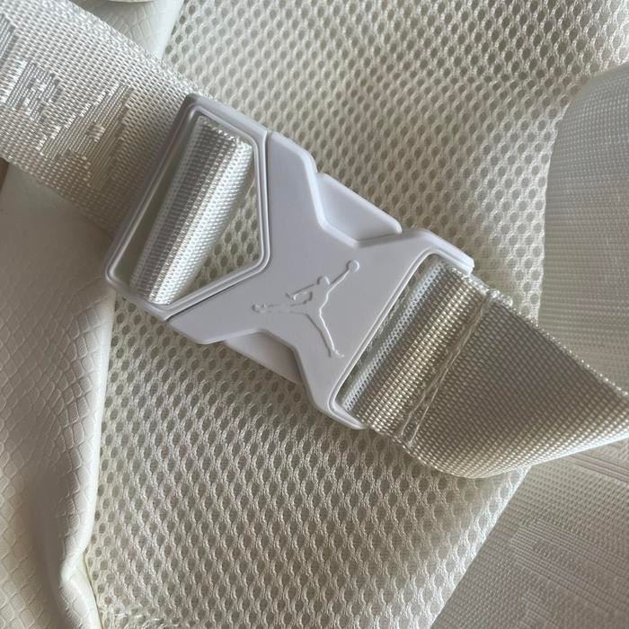 Waistbag Air Jordan Regal Snake Skin Leather / Tas Pinggang Jordan Kul