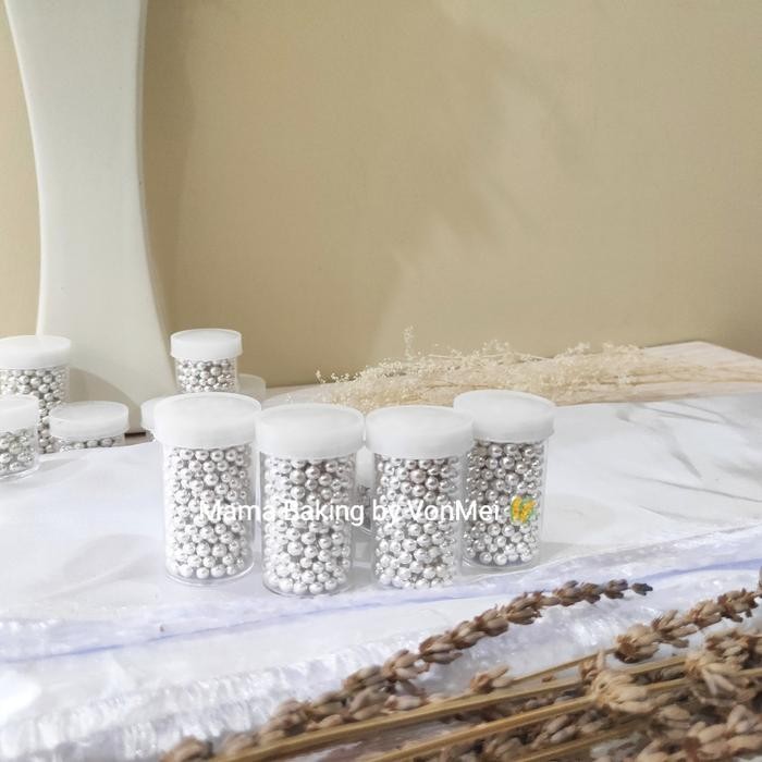 

Ready Sprinkle Ball Bola Silver Pearl Trimit Kecil Topping Hias Kue -+ 25 Gr