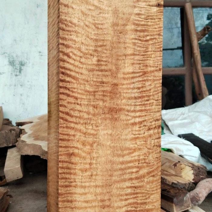 

ASLI curly kayu mangga.. bahan tongakat bahan kerajinan ukuran 5*4*50cm READY STOCK