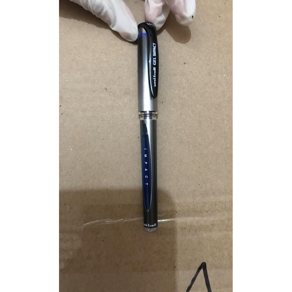 

Uni-Ball Signo Impact Broad Um 153 Gel Pen