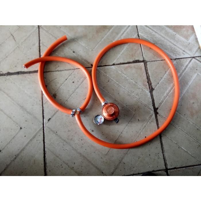 Selang Cabang Oven Gas. 2Meter + Regulator/Selang Kompor Cabang Gas
