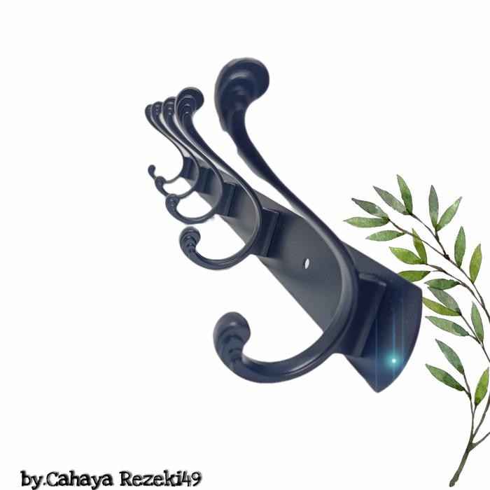 capstock hitam kamar mandi. gantungan baju kamar mandi