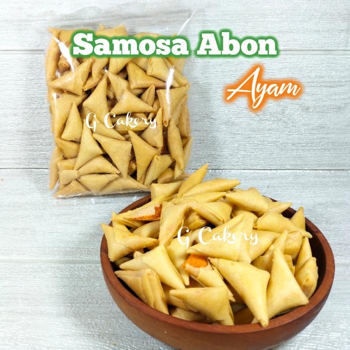 

3YC3 Samosa Abon Ayam Spesial 250Gram Cemilan Isi Abon Ayam Camilan Snack Grosir